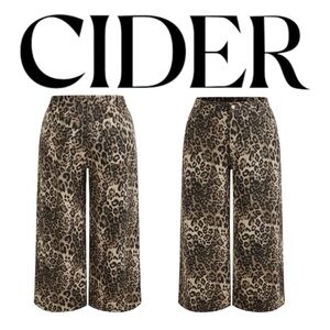 New!!!Cider Cotton Mid Rise Leopard Pocket Wide Leg Trousers